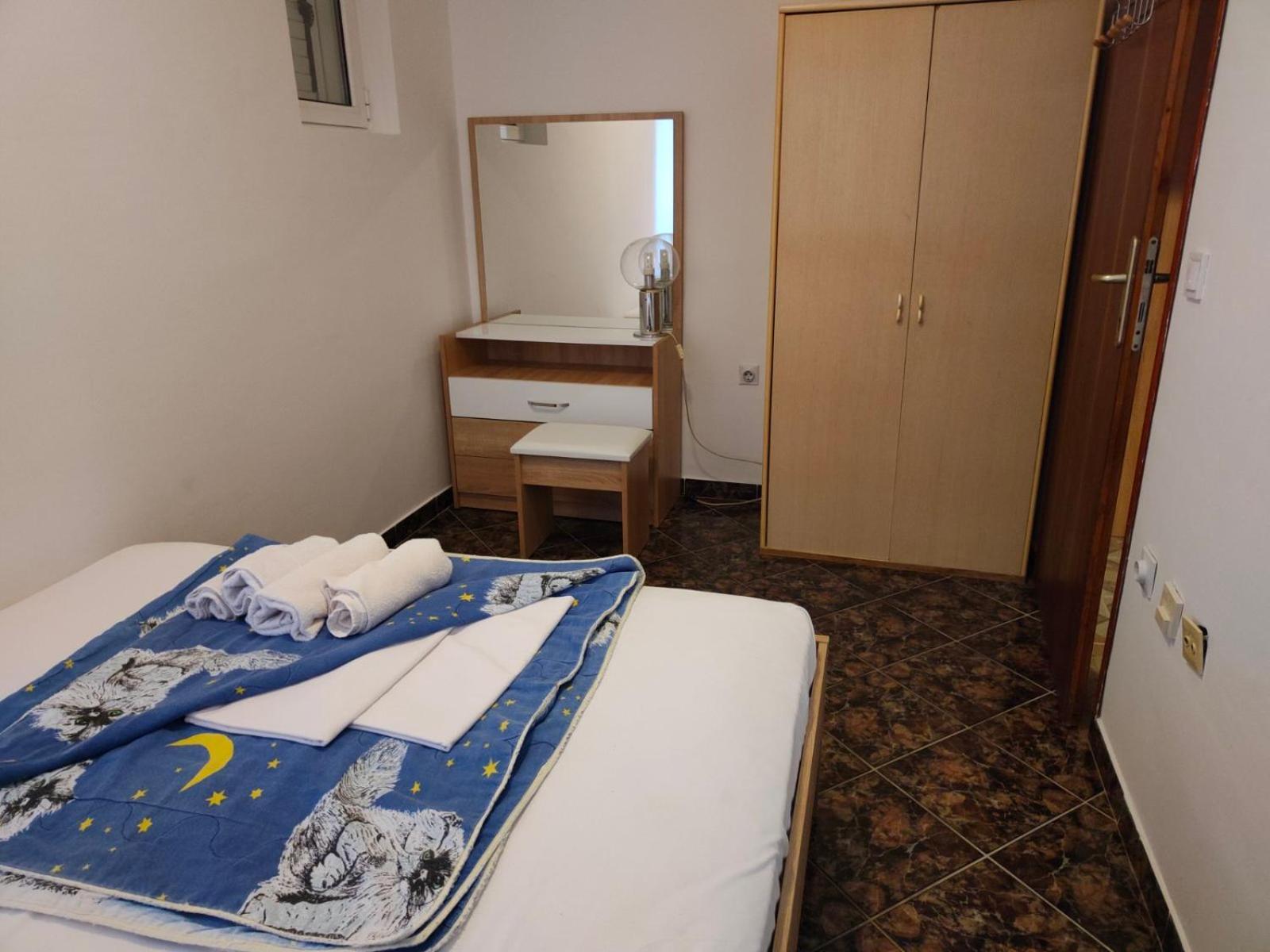 Apartments Drobni Pijesak Petrovac Rom bilde