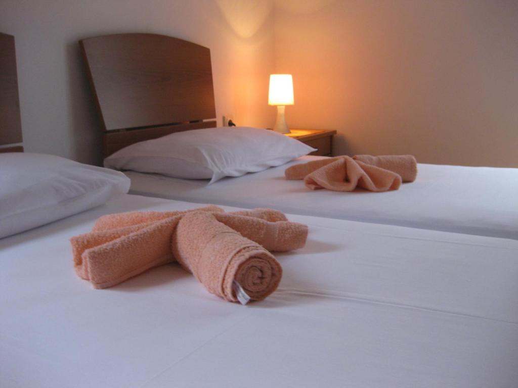Apartments Drobni Pijesak Petrovac Rom bilde
