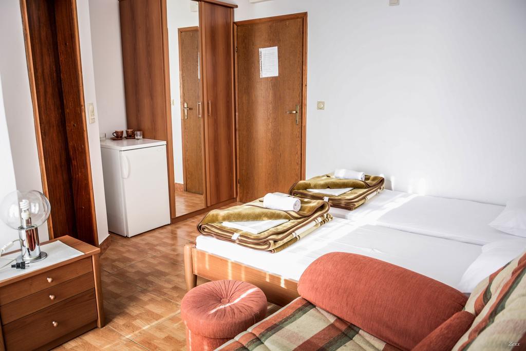 Apartments Drobni Pijesak Petrovac Eksteriør bilde
