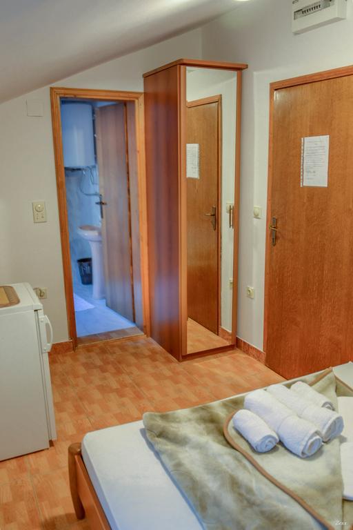 Apartments Drobni Pijesak Petrovac Eksteriør bilde