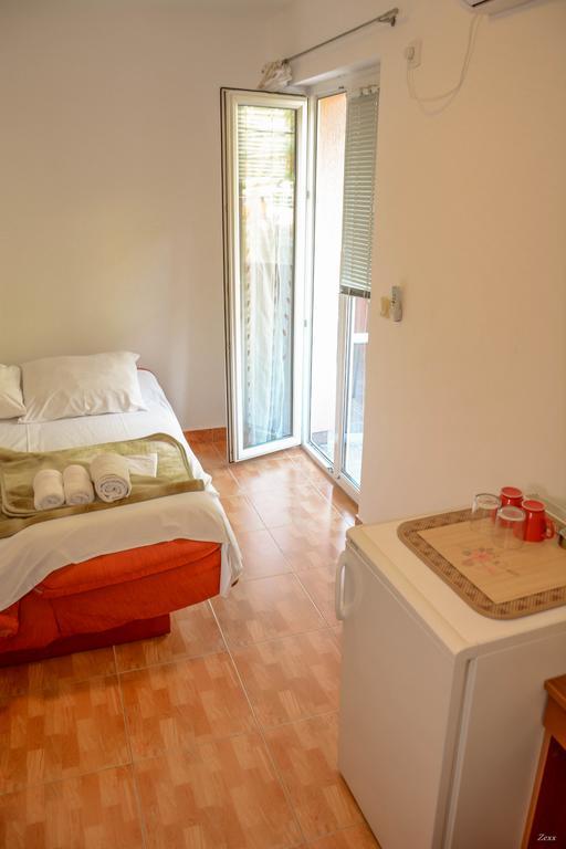 Apartments Drobni Pijesak Petrovac Eksteriør bilde