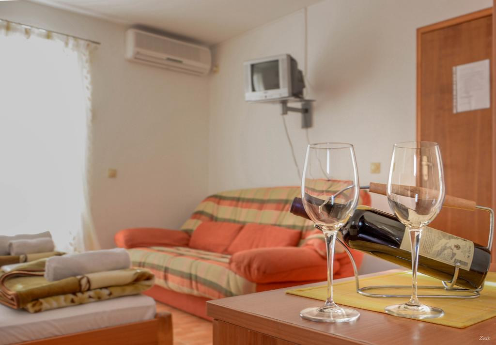 Apartments Drobni Pijesak Petrovac Eksteriør bilde