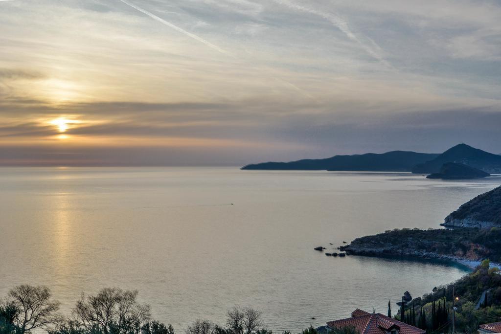 Apartments Drobni Pijesak Petrovac Rom bilde